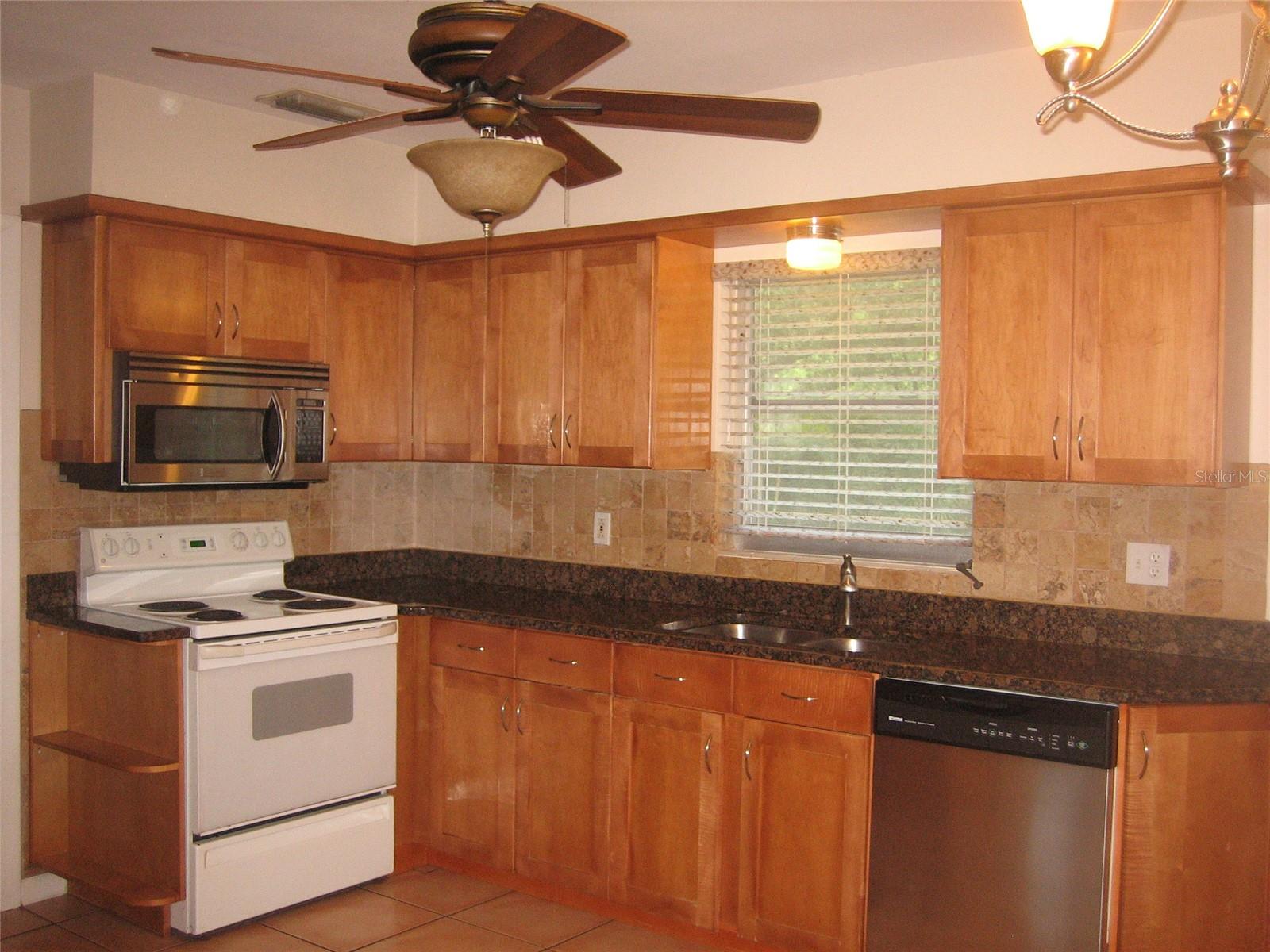 DUNEDIN ISLES 1 - Residential Lease