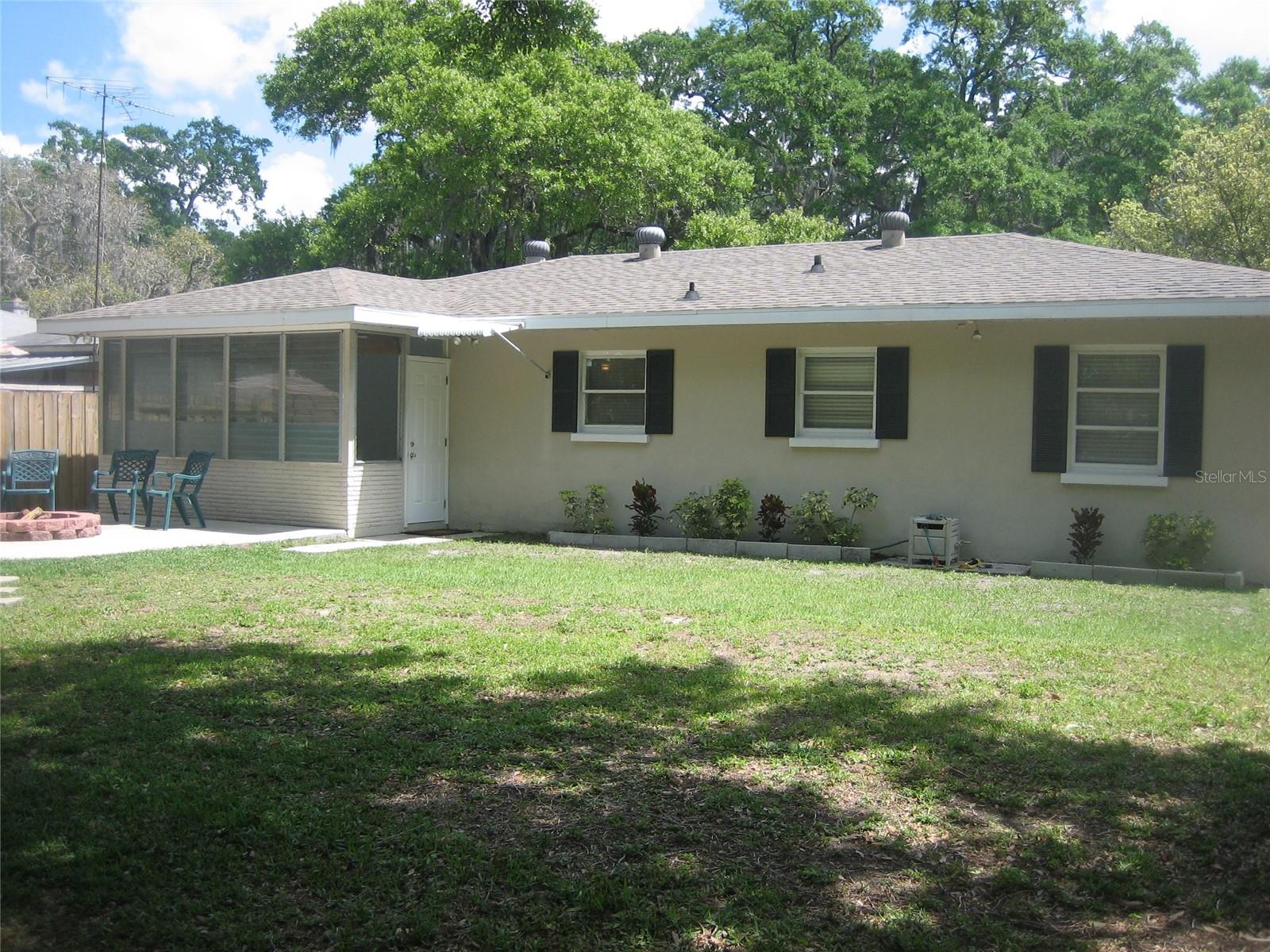 DUNEDIN ISLES 1 - Residential Lease