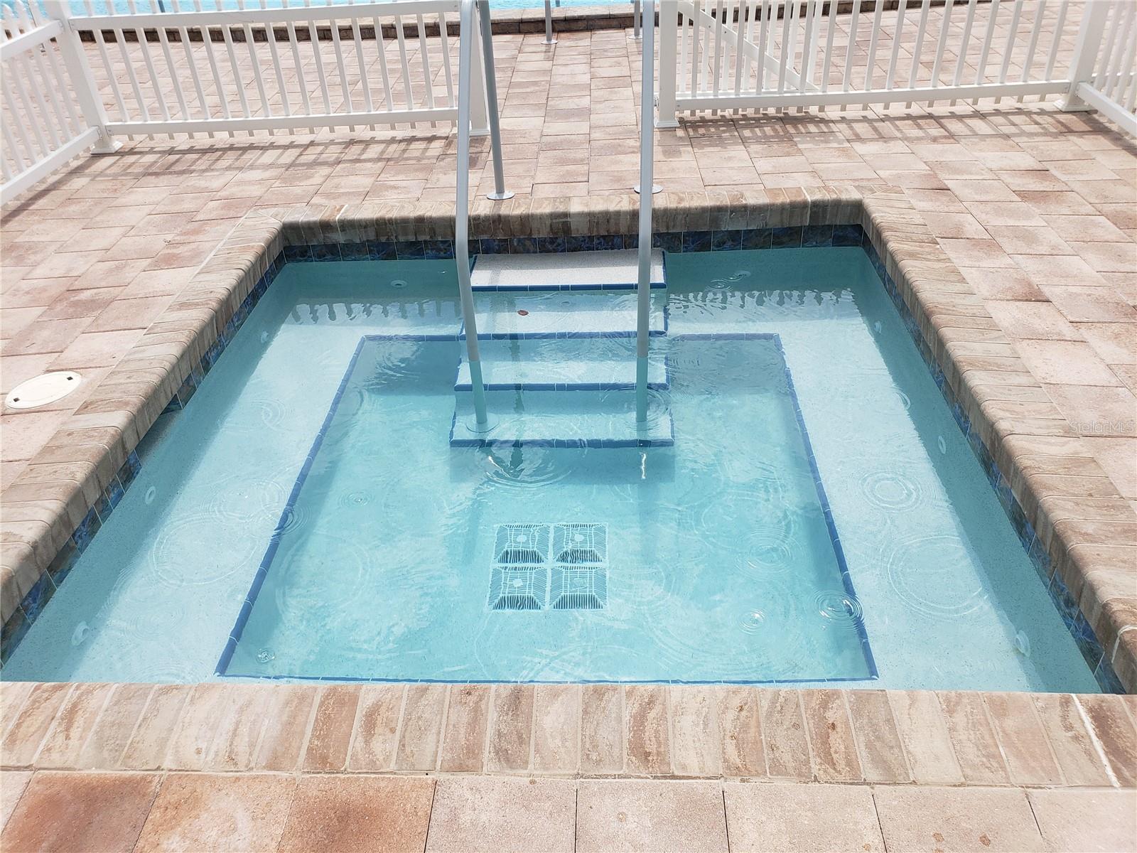 TRI-PAR ESTATES - Residential