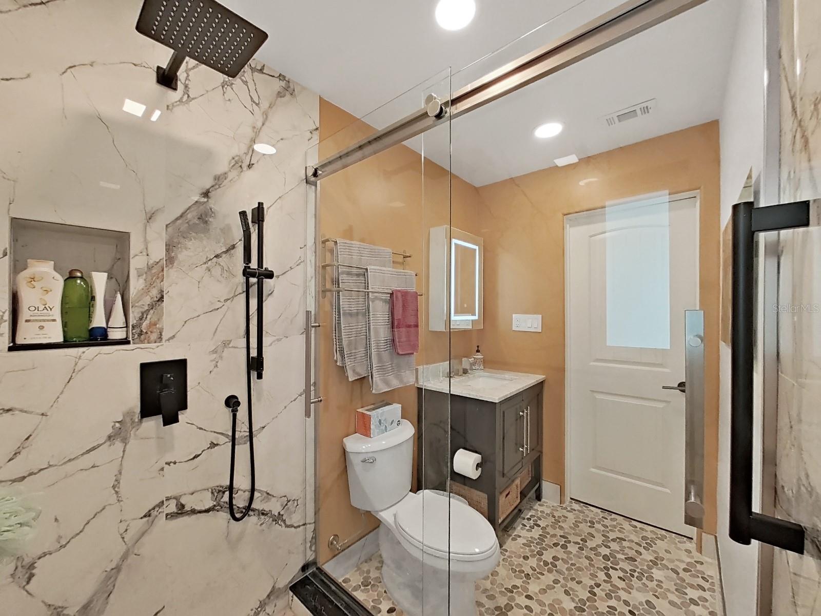 OAK RIDGE - Residential