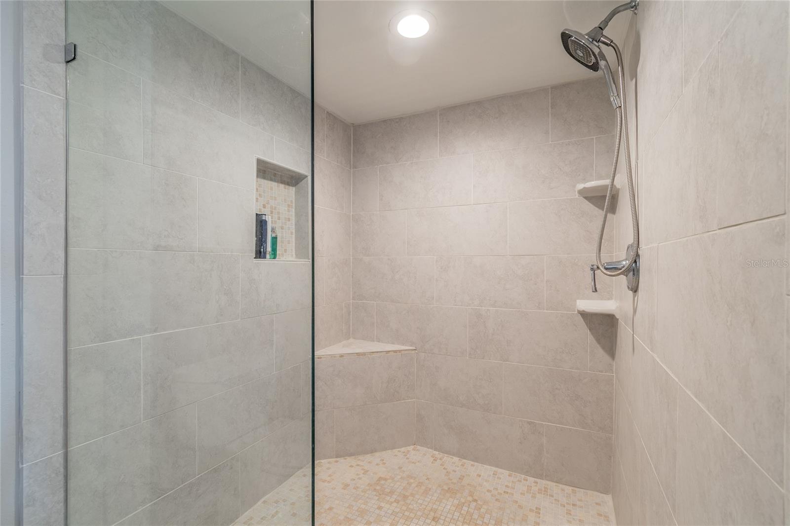 MADEIRA SANDS CONDO - Residential Lease