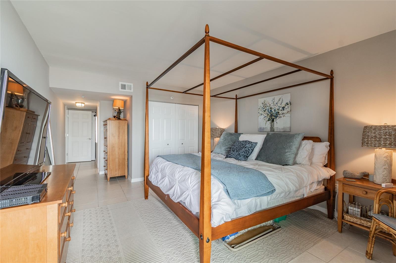 MADEIRA SANDS CONDO - Residential Lease