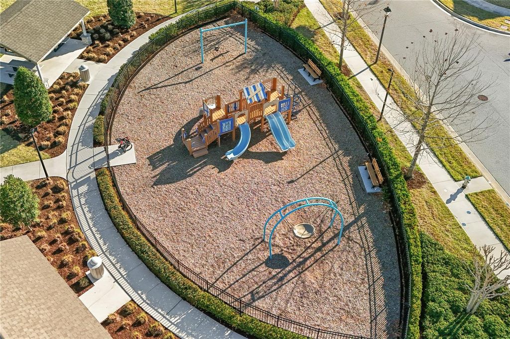 Photo of 15537 Mango Isle Street, Winter Garden, FL 34787 (MLS # S5145539)