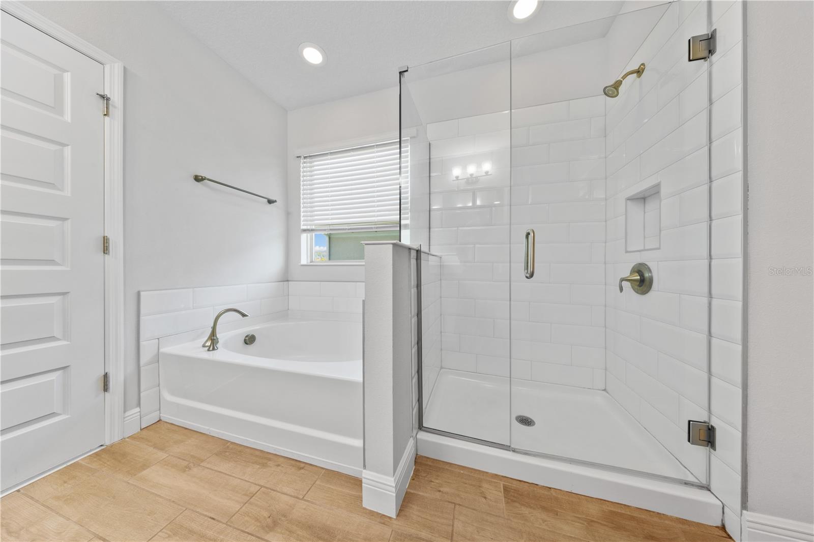 WATERLEIGH PH 3B 3C & 3D - Residential Lease