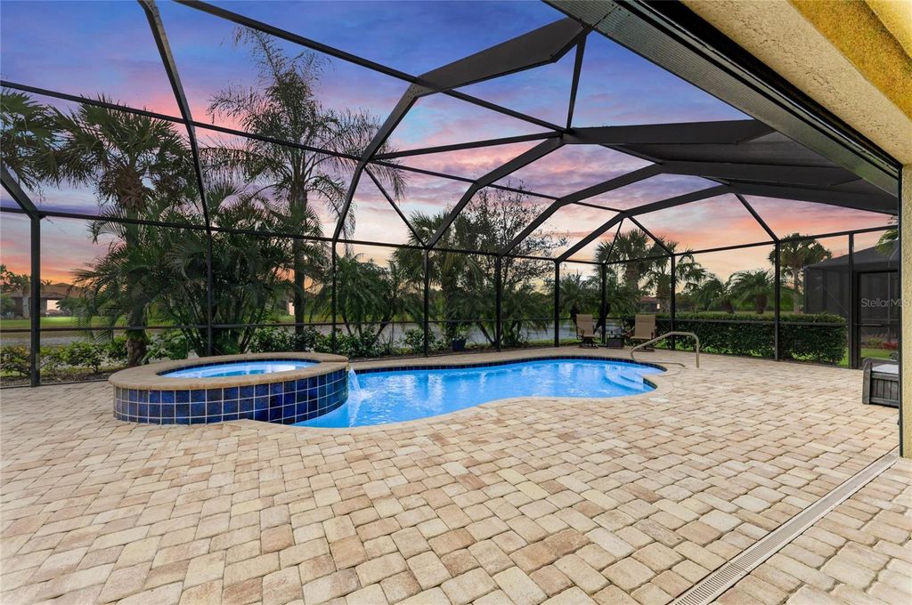 Photo of 13837 Neviano Street, Venice, FL 34293 (MLS # N6141885)