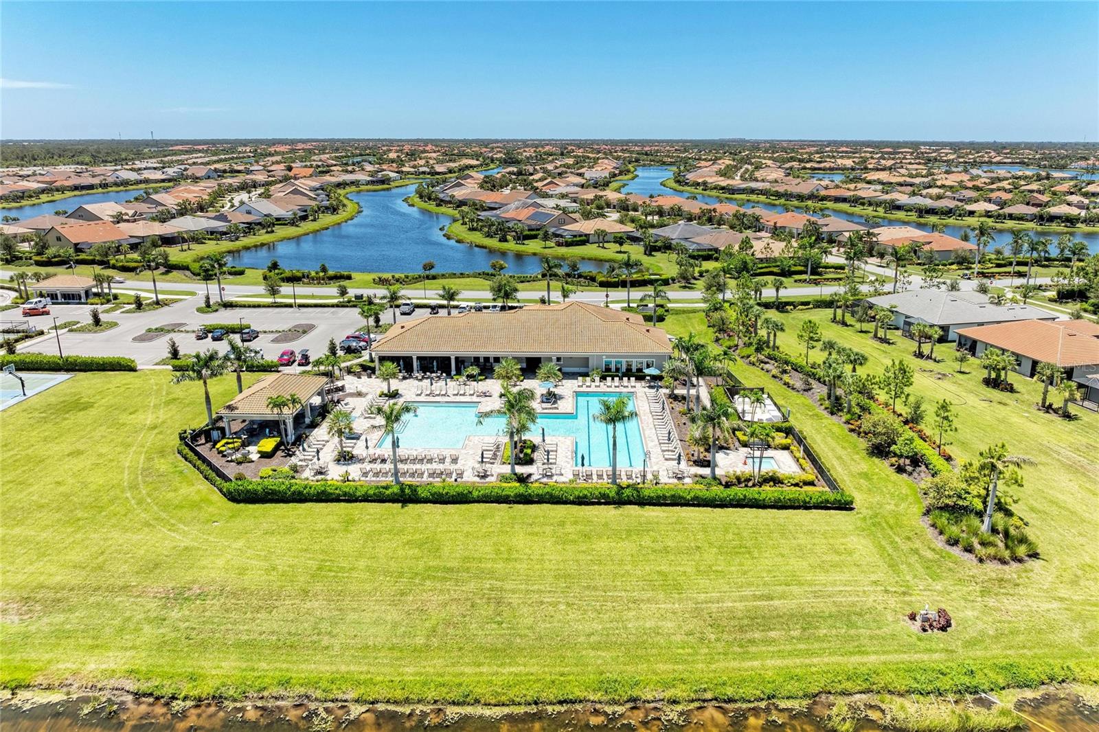 ISLANDWALK AT THE WEST VILLAGES - Residential