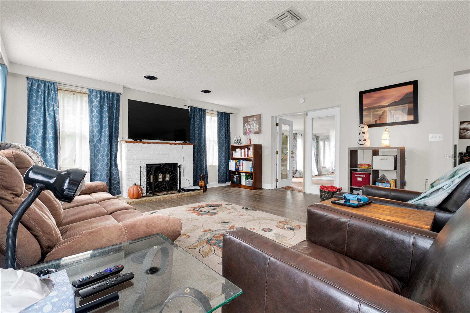 BEAR LAKE MANOR - Residential