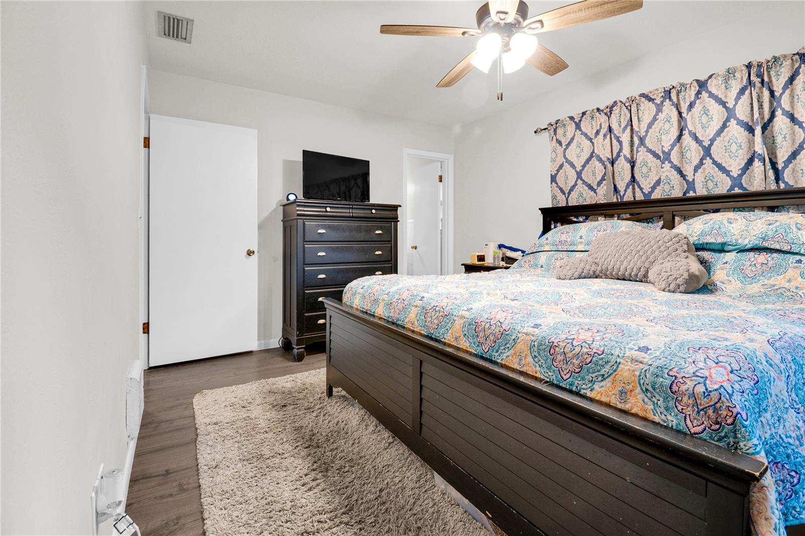 BEAR LAKE MANOR - Residential