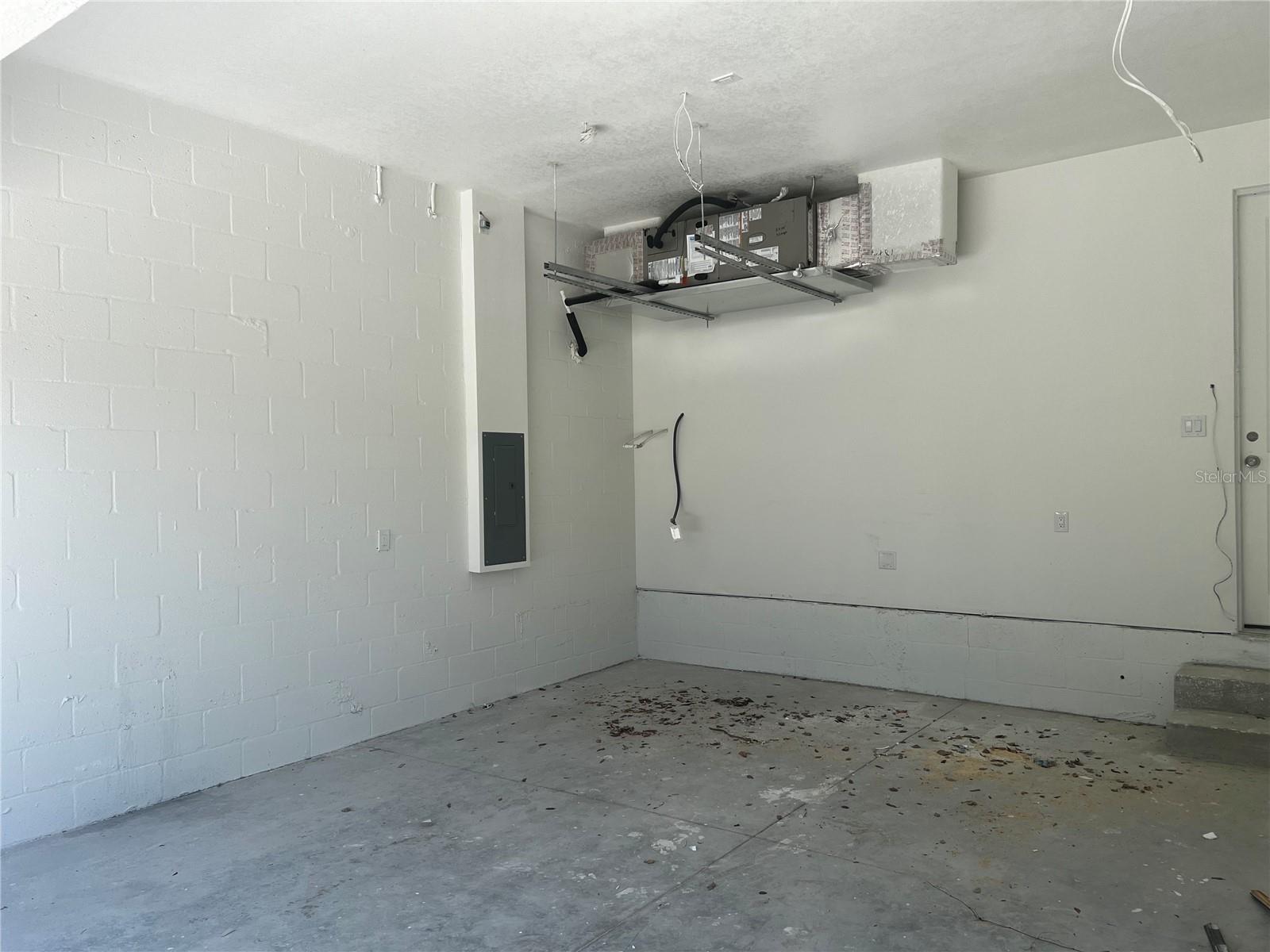 HENDRY & KNIGHTS ADD TO - Residential