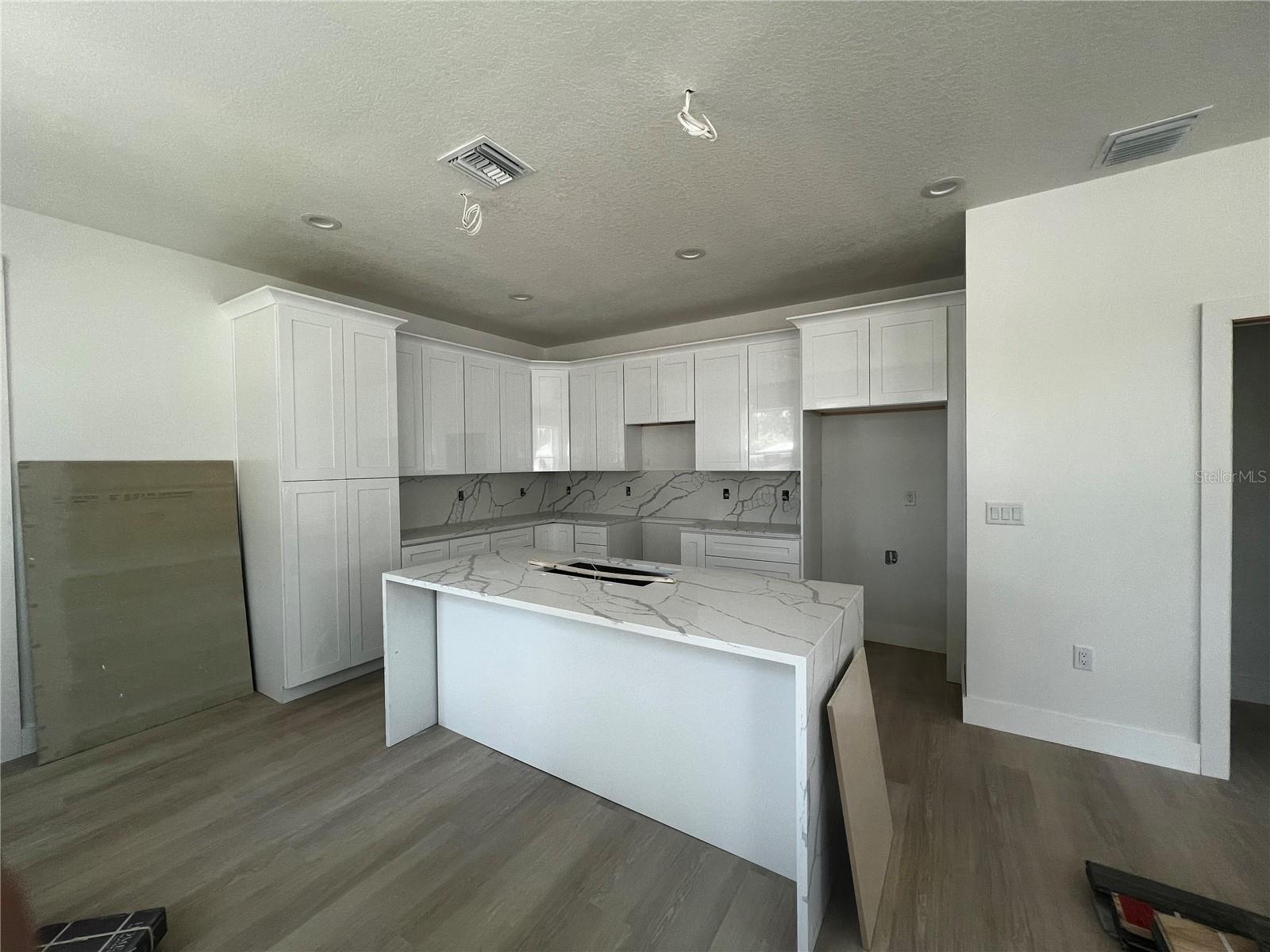 HENDRY & KNIGHTS ADD TO - Residential