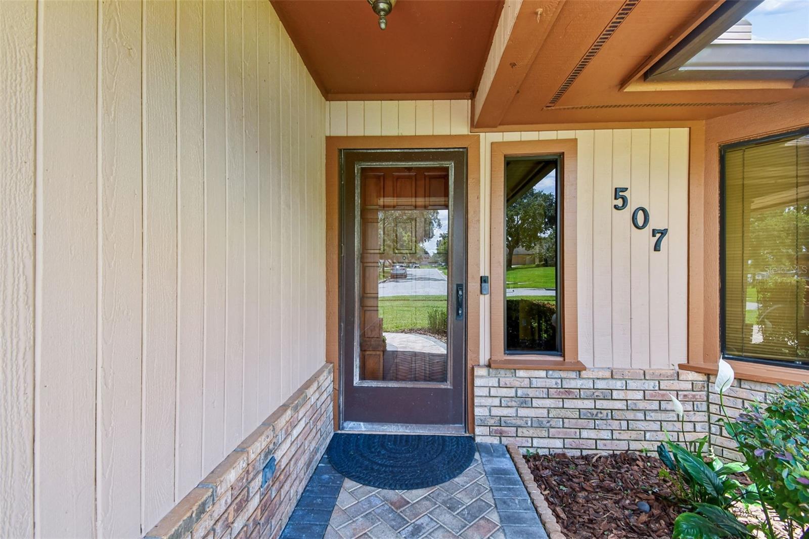 507 FERNWOOD DRIVE
