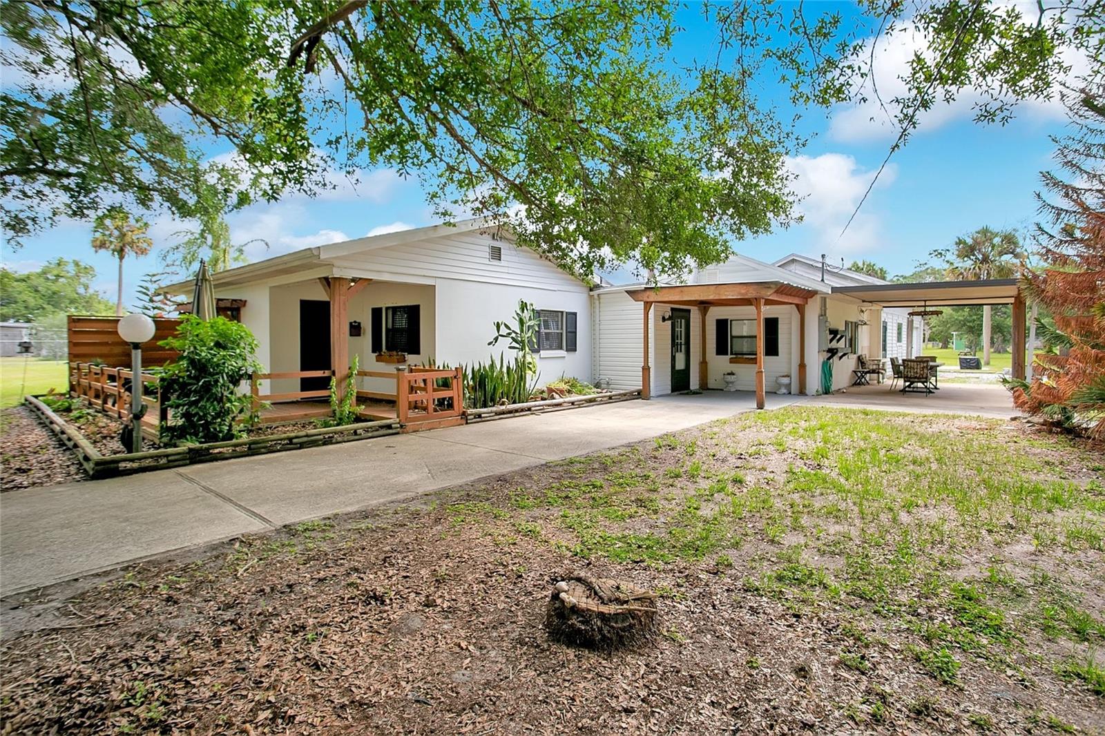 1341 N FORT CHRISTMAS ROAD