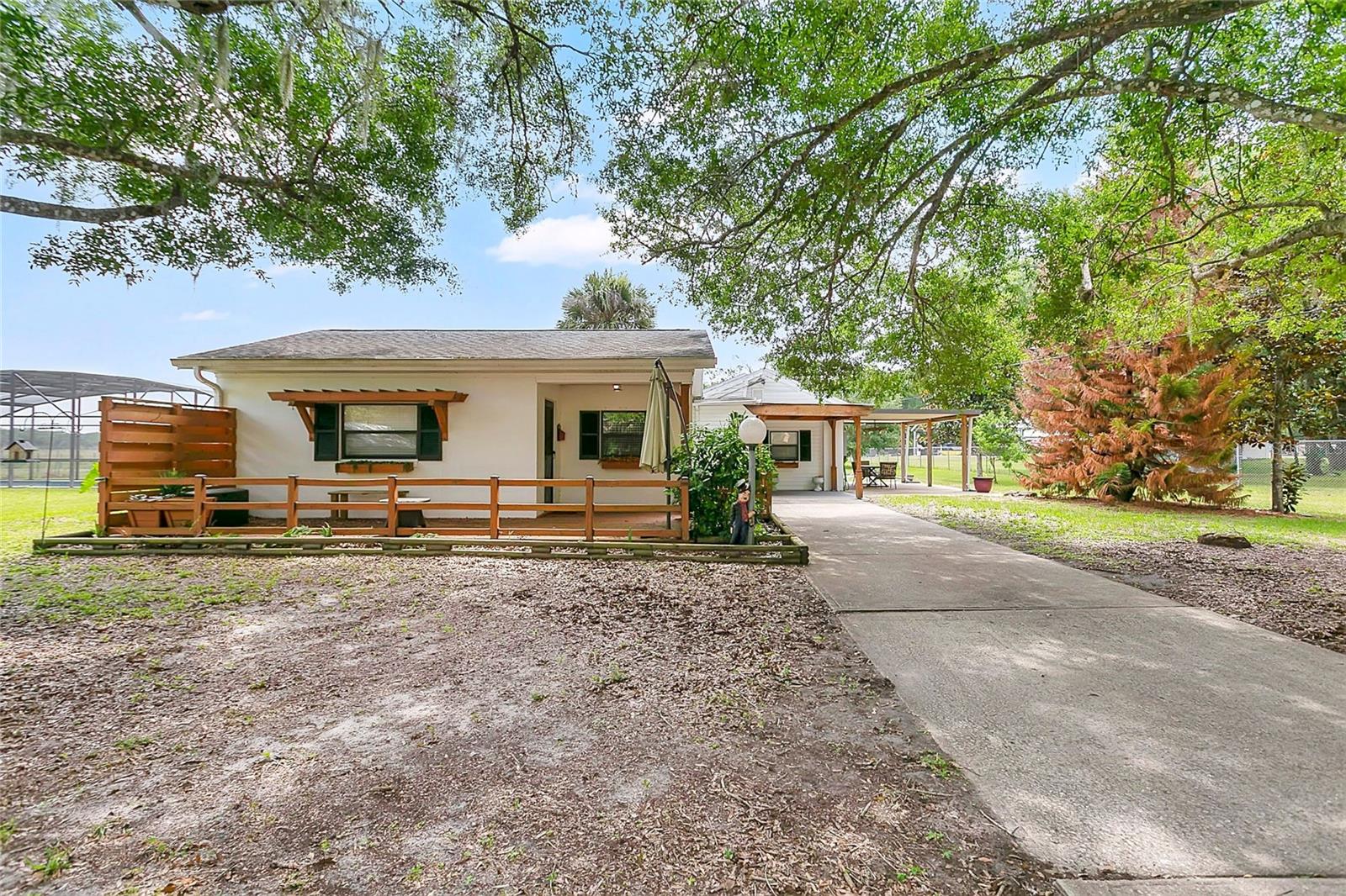 1341 N FORT CHRISTMAS ROAD