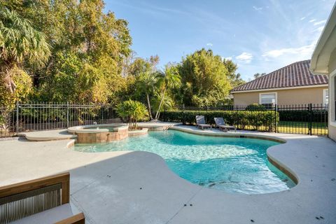 A home in LAKE MARY