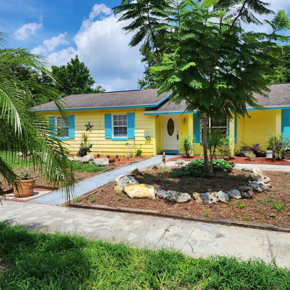 SUNLAND ESTATES 1ST ADD - Residential