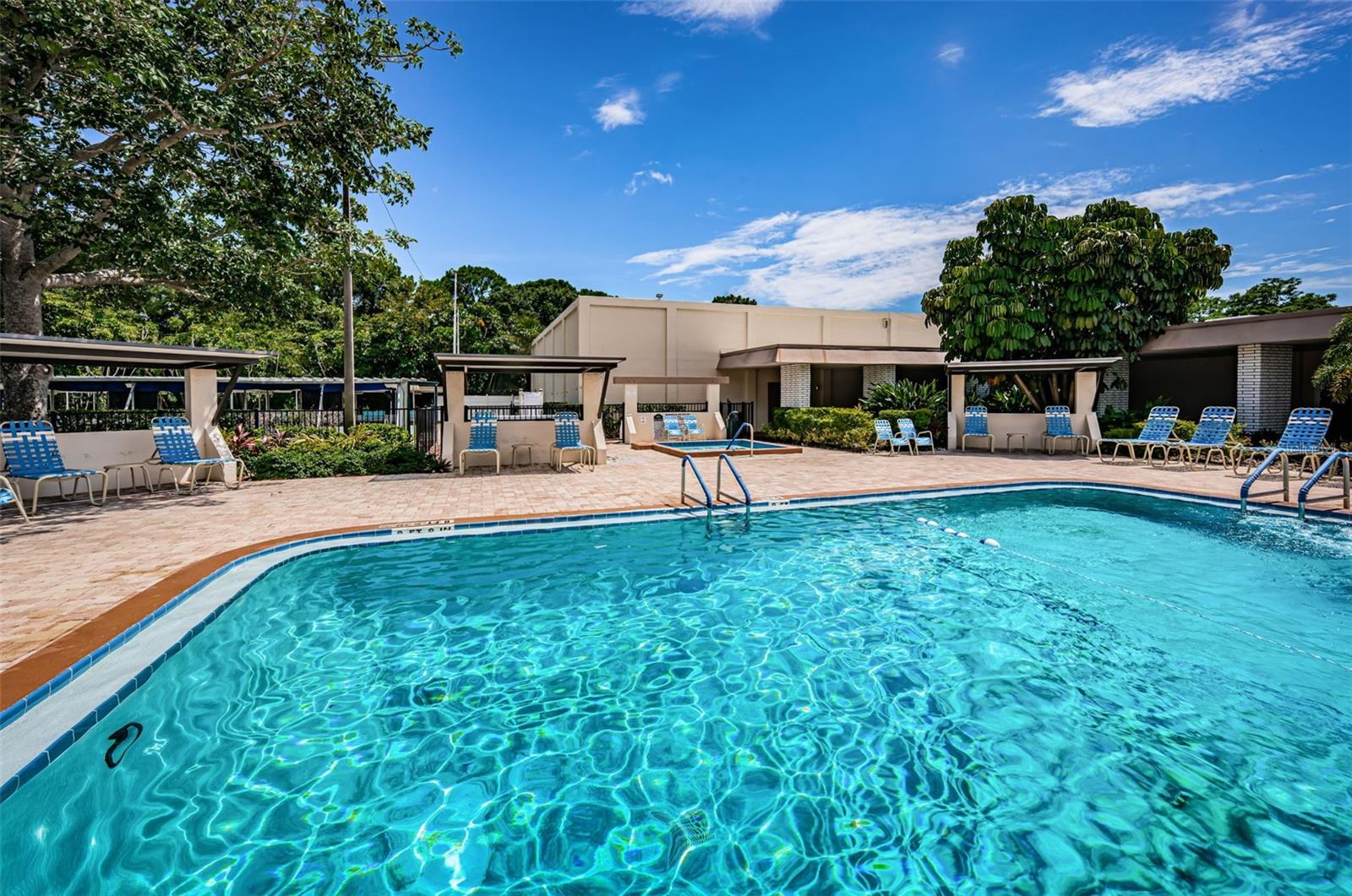 FIVE TOWNS OF ST PETE - Residential