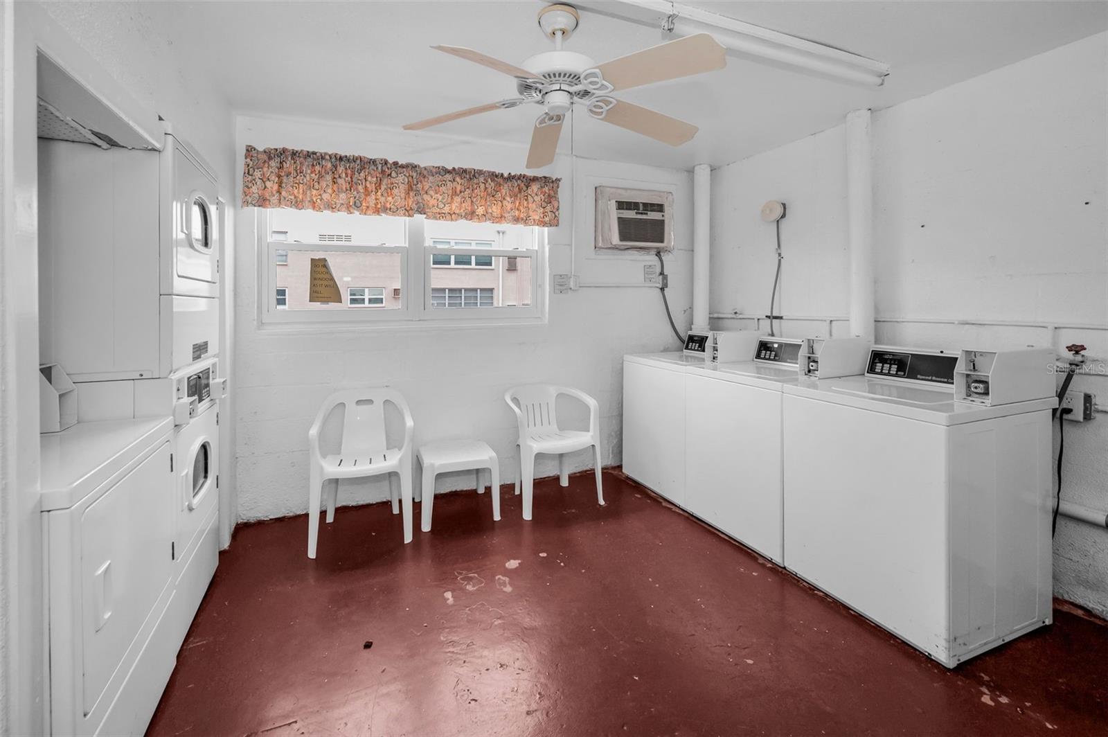 FIVE TOWNS OF ST PETE - Residential