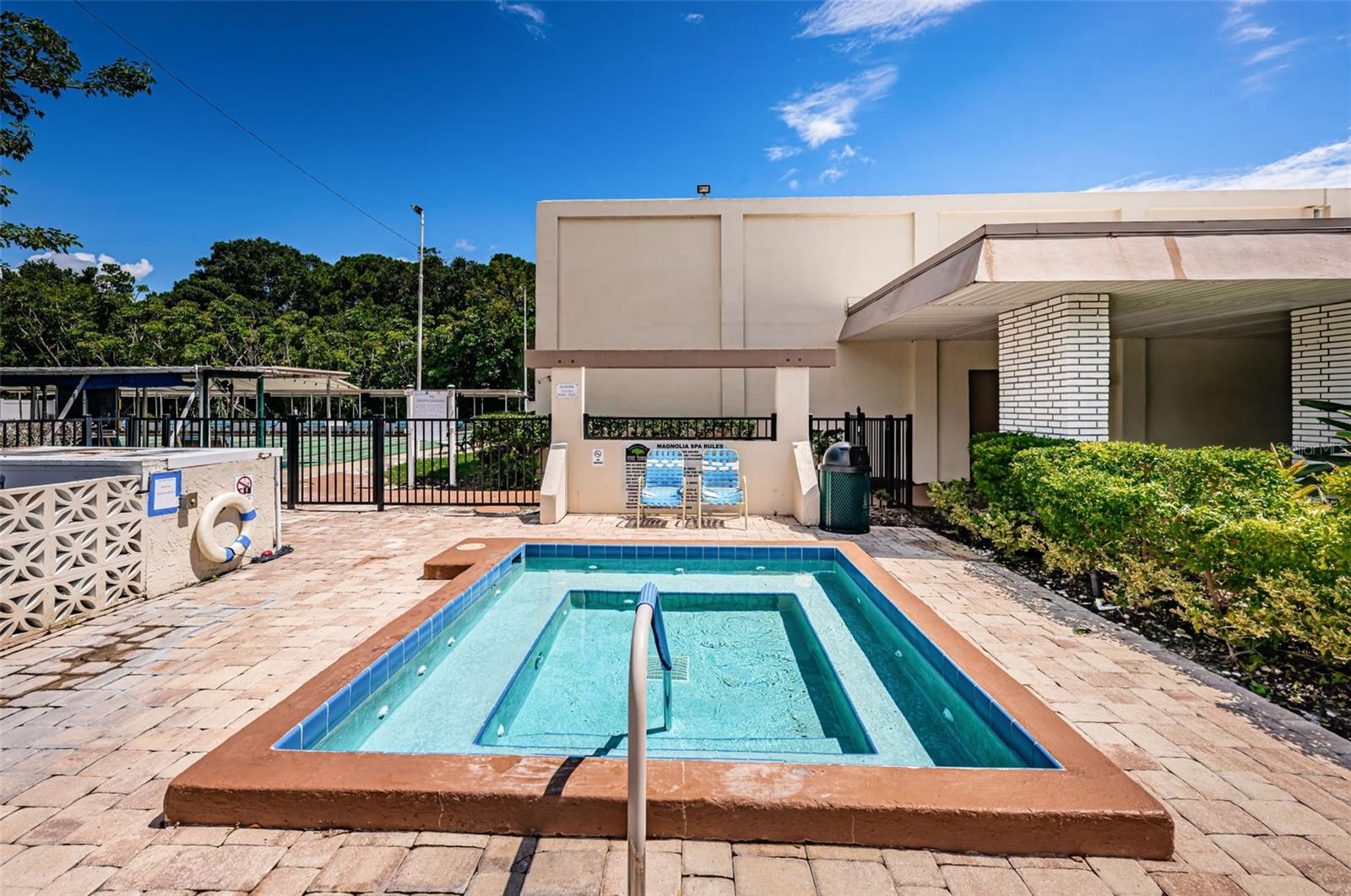 FIVE TOWNS OF ST PETE - Residential