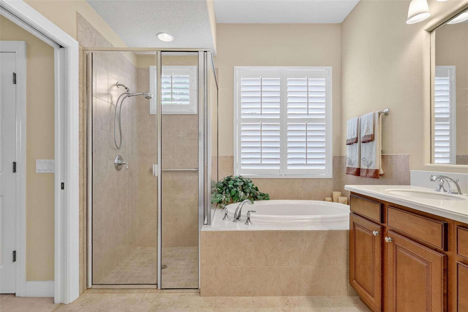 TAMPA PALMS - Residential