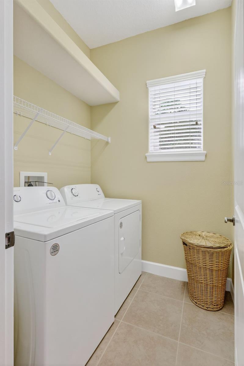 TAMPA PALMS - Residential