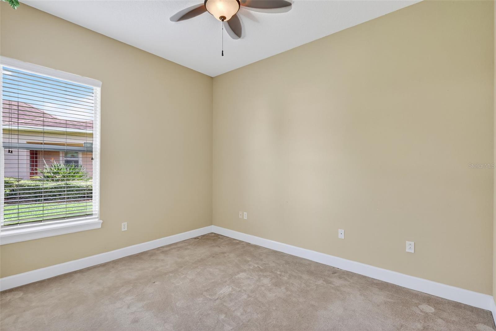 TAMPA PALMS - Residential