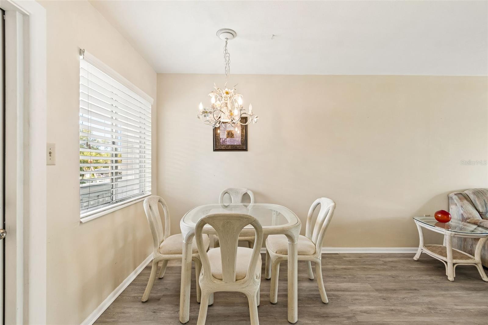 1837 FLAMINGO BOULEVARD O35