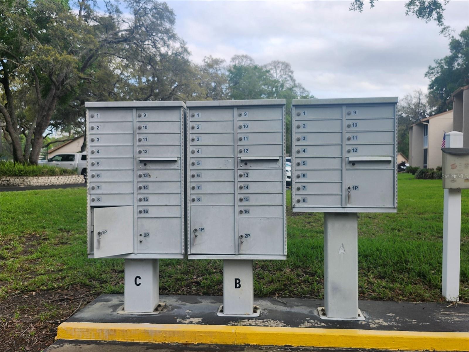 PINE RIDGE AT SUGAR CREEK - Residential