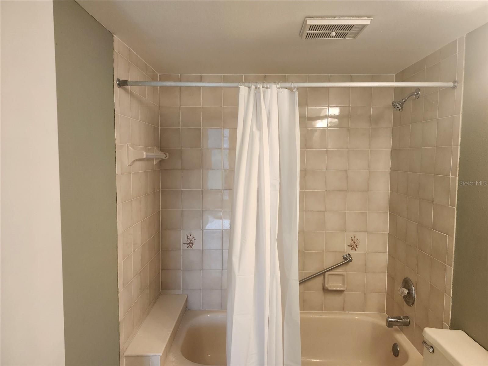 PINE RIDGE AT SUGAR CREEK - Residential