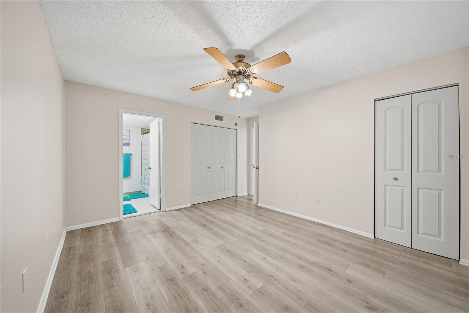 PATRIOT SQUARE APTS - Residential