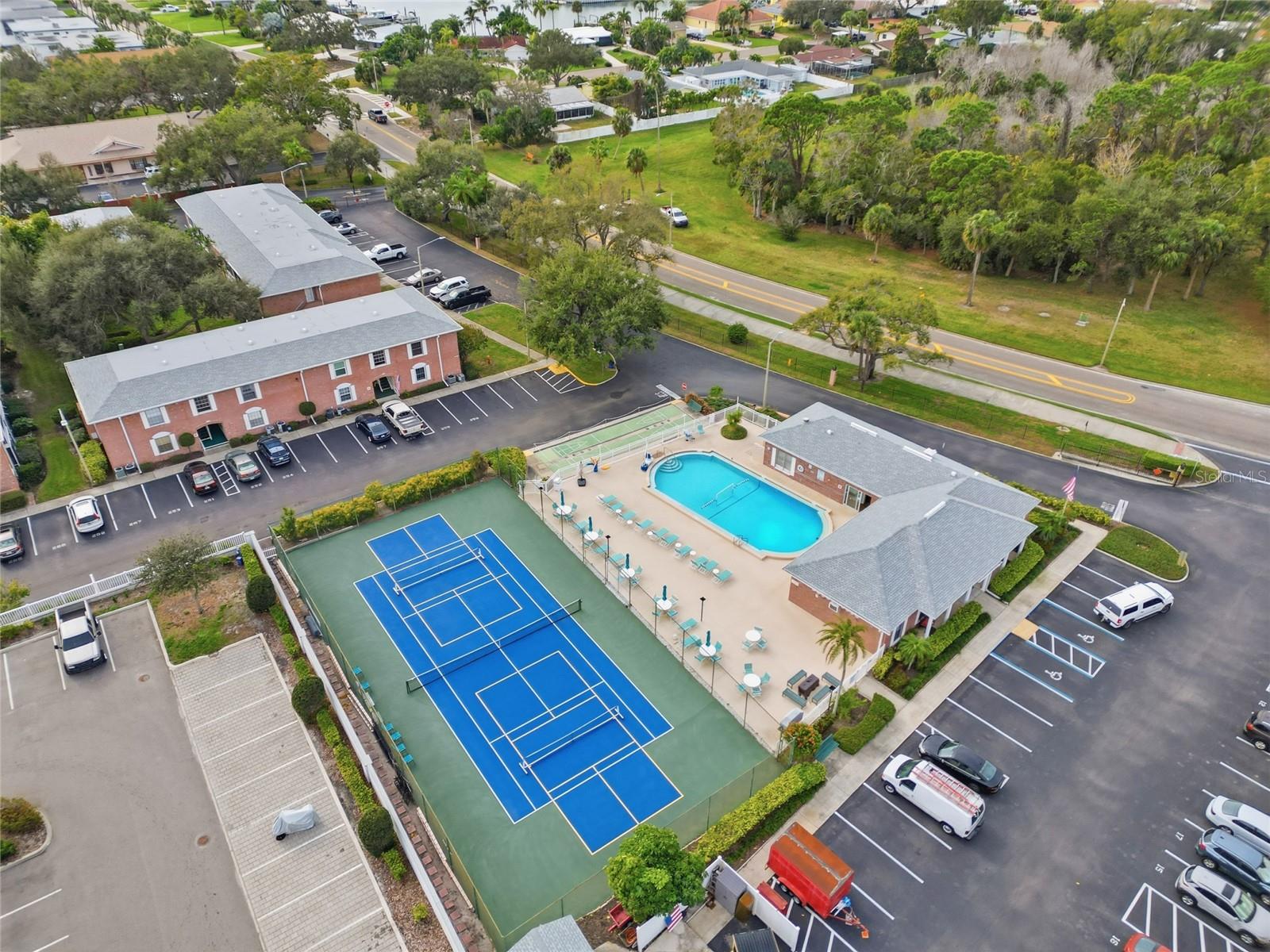 PATRIOT SQUARE APTS - Residential