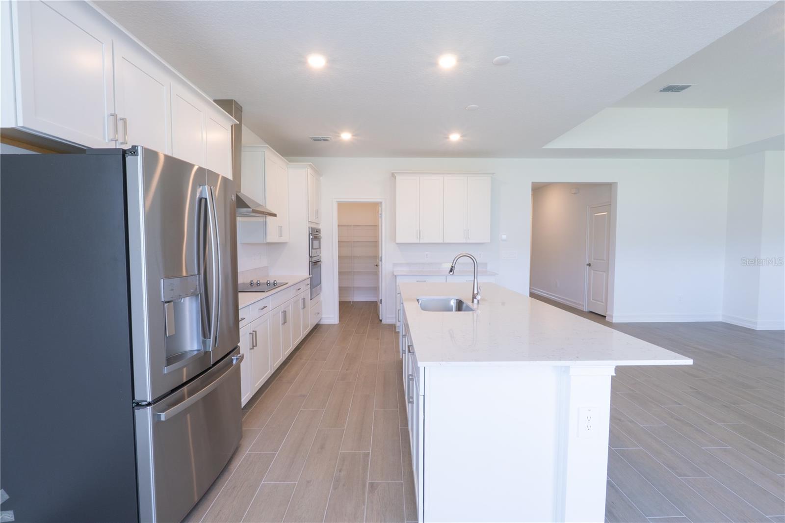 PEARL ESTATES - Residential Lease