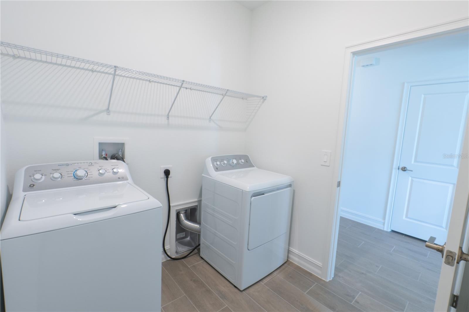 PEARL ESTATES - Residential Lease