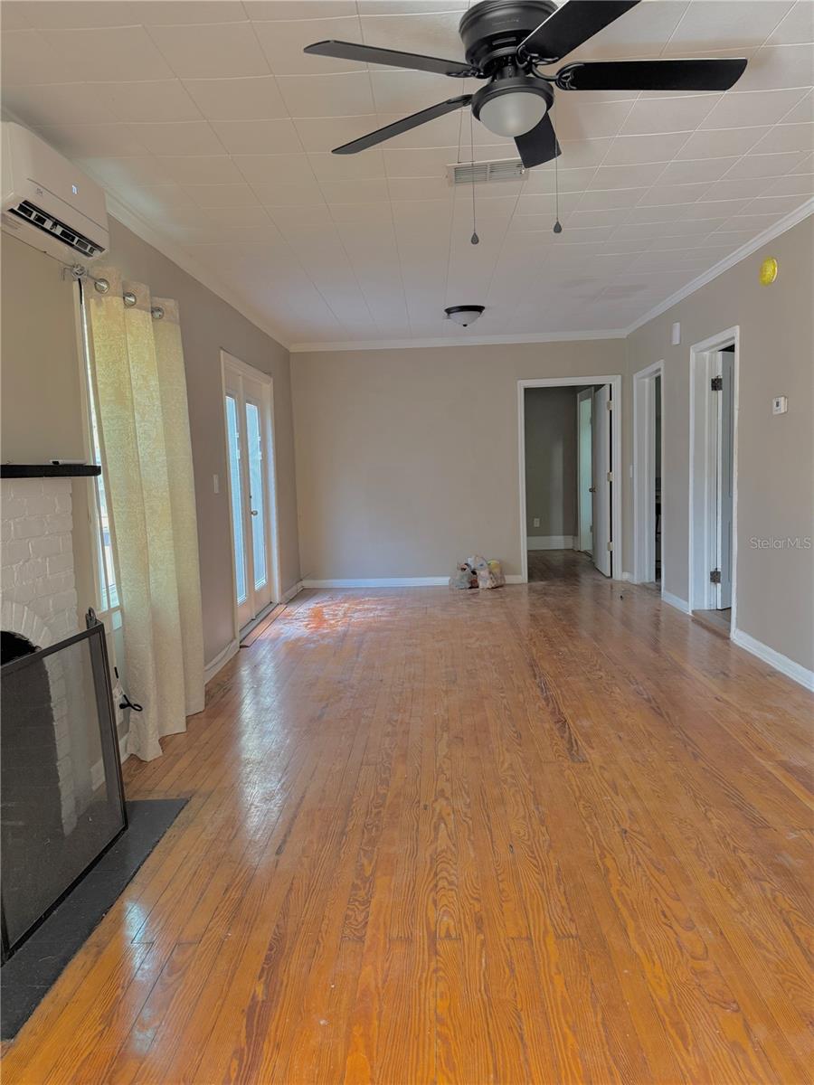 DIXIELAND REV - Residential