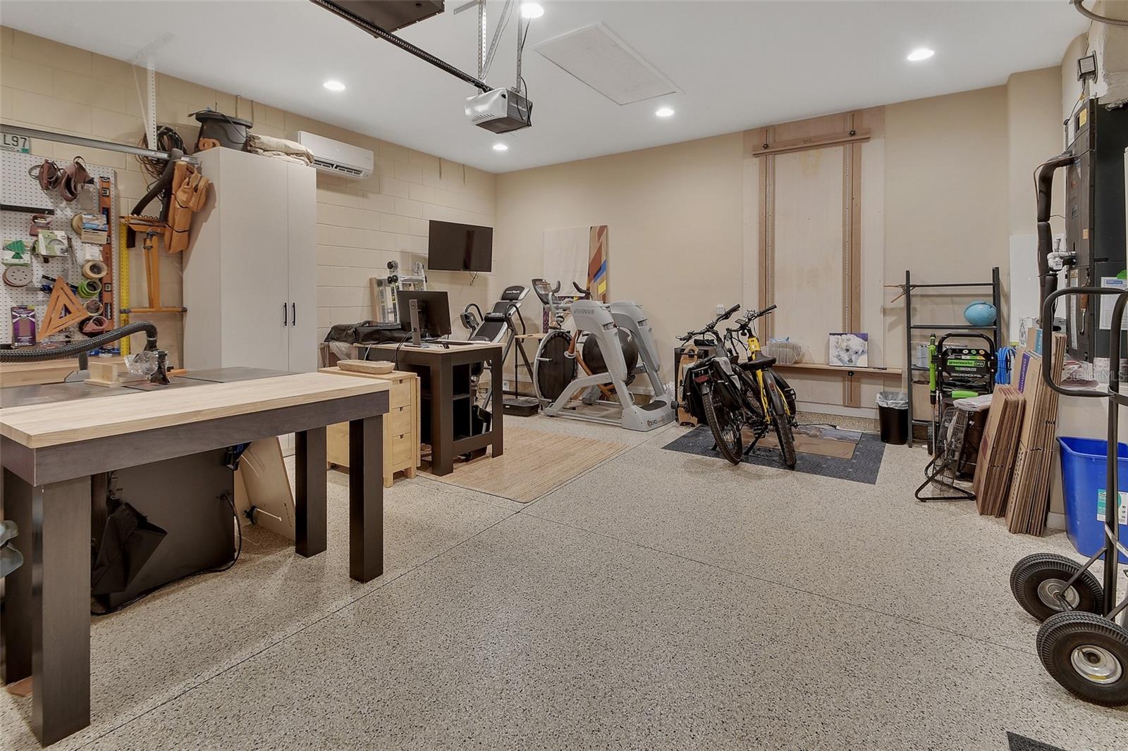 HIGHLANDS - Residential