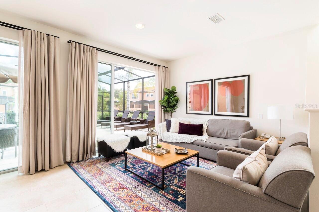 REGAL OAKS AT OLD TOWN - Residential