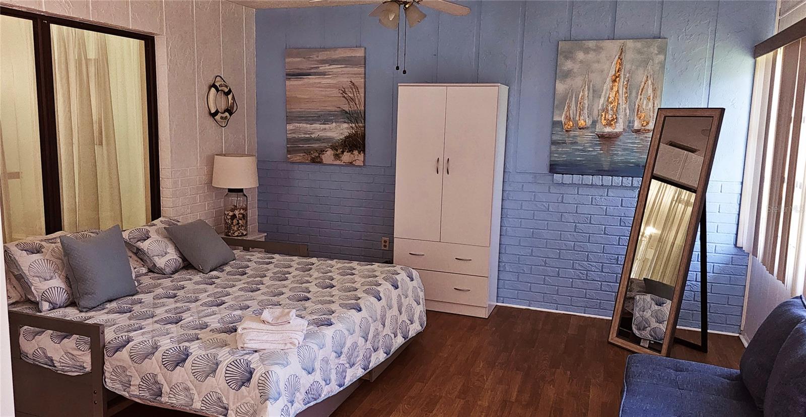 PINE LAKES - Residential Lease