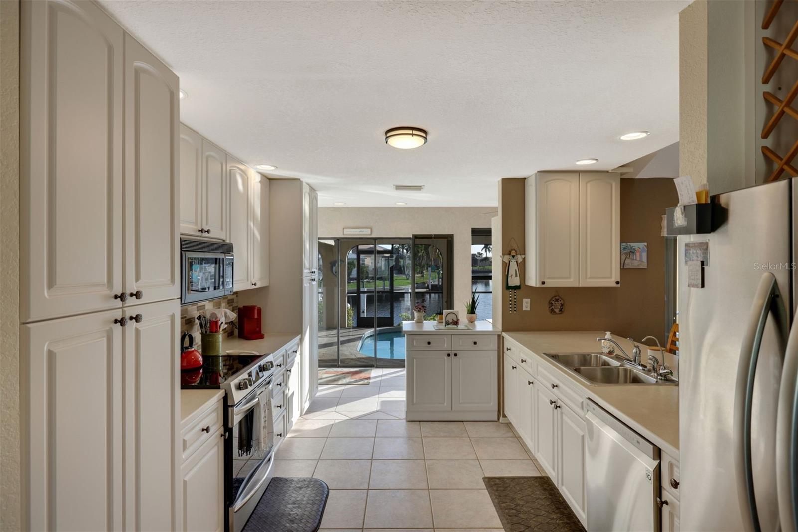 PUNTA GORDA ISLES SEC 12 - Residential