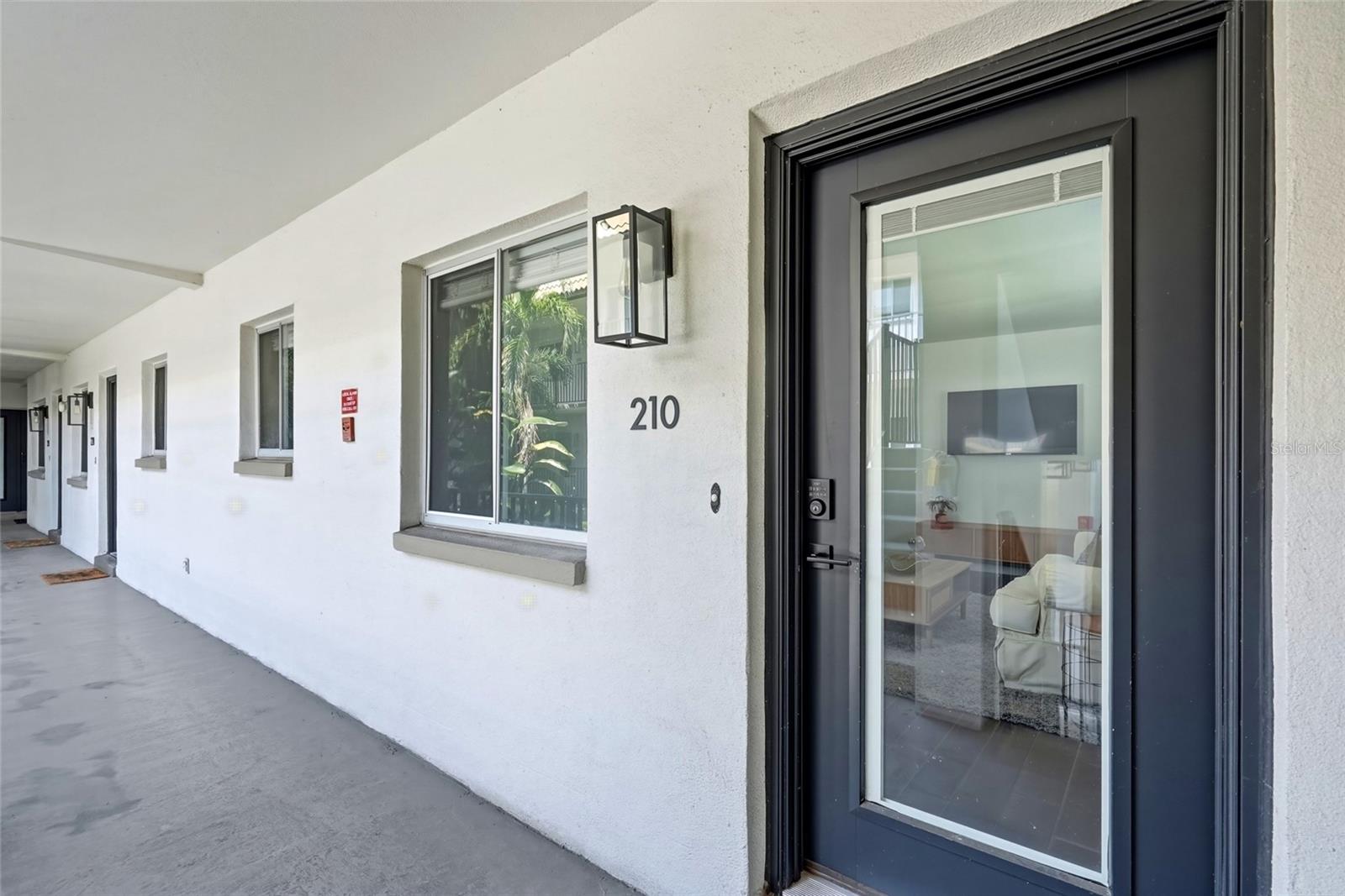125 5TH AVENUE NE 210