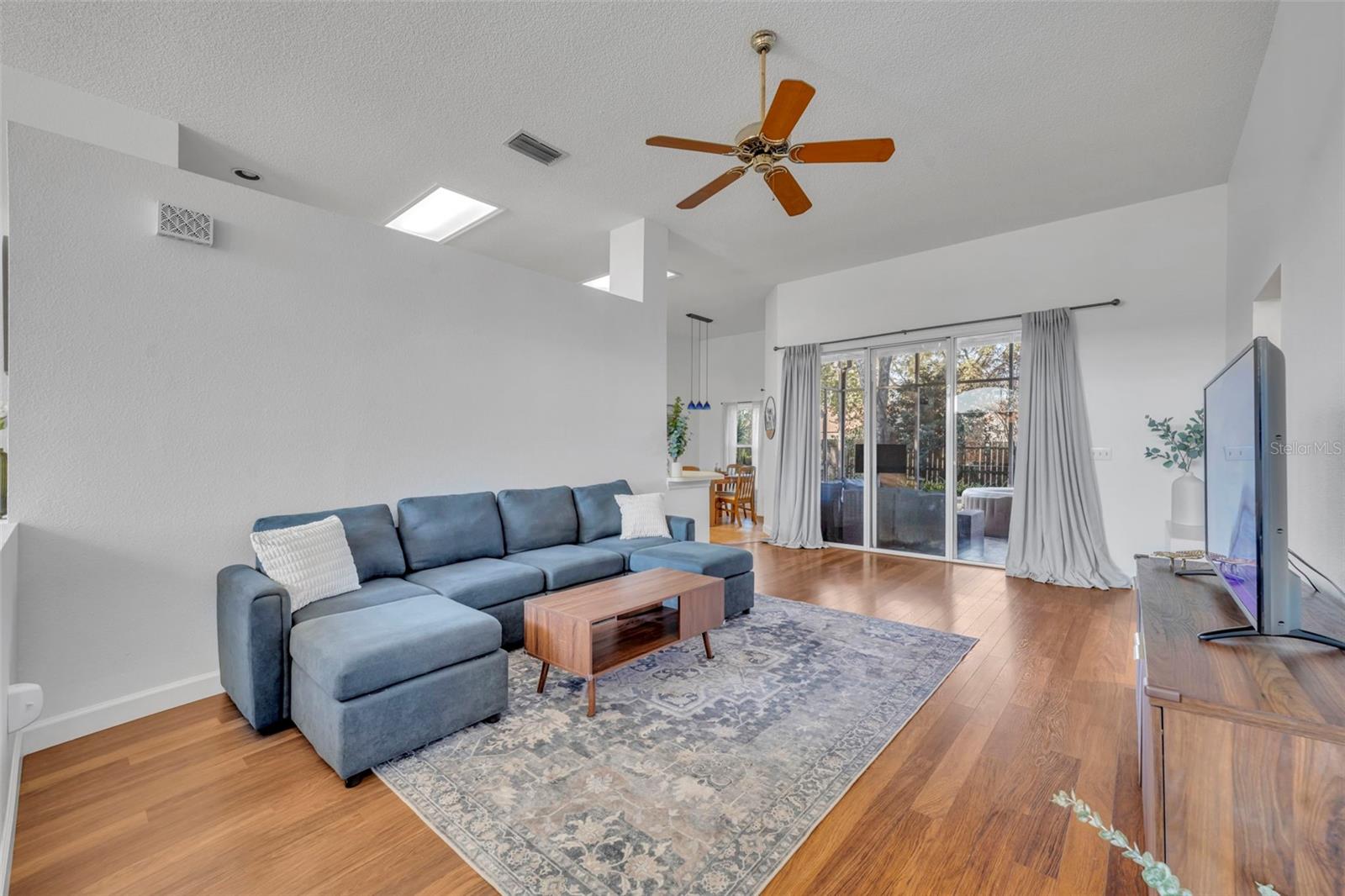 PIEDMONT LAKES PH 02 - Residential