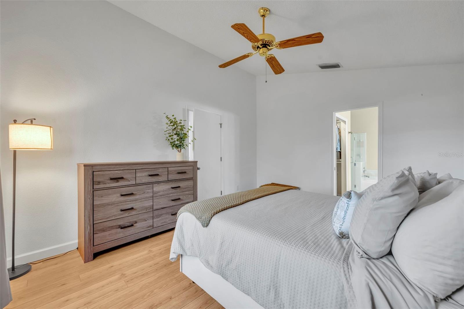 PIEDMONT LAKES PH 02 - Residential