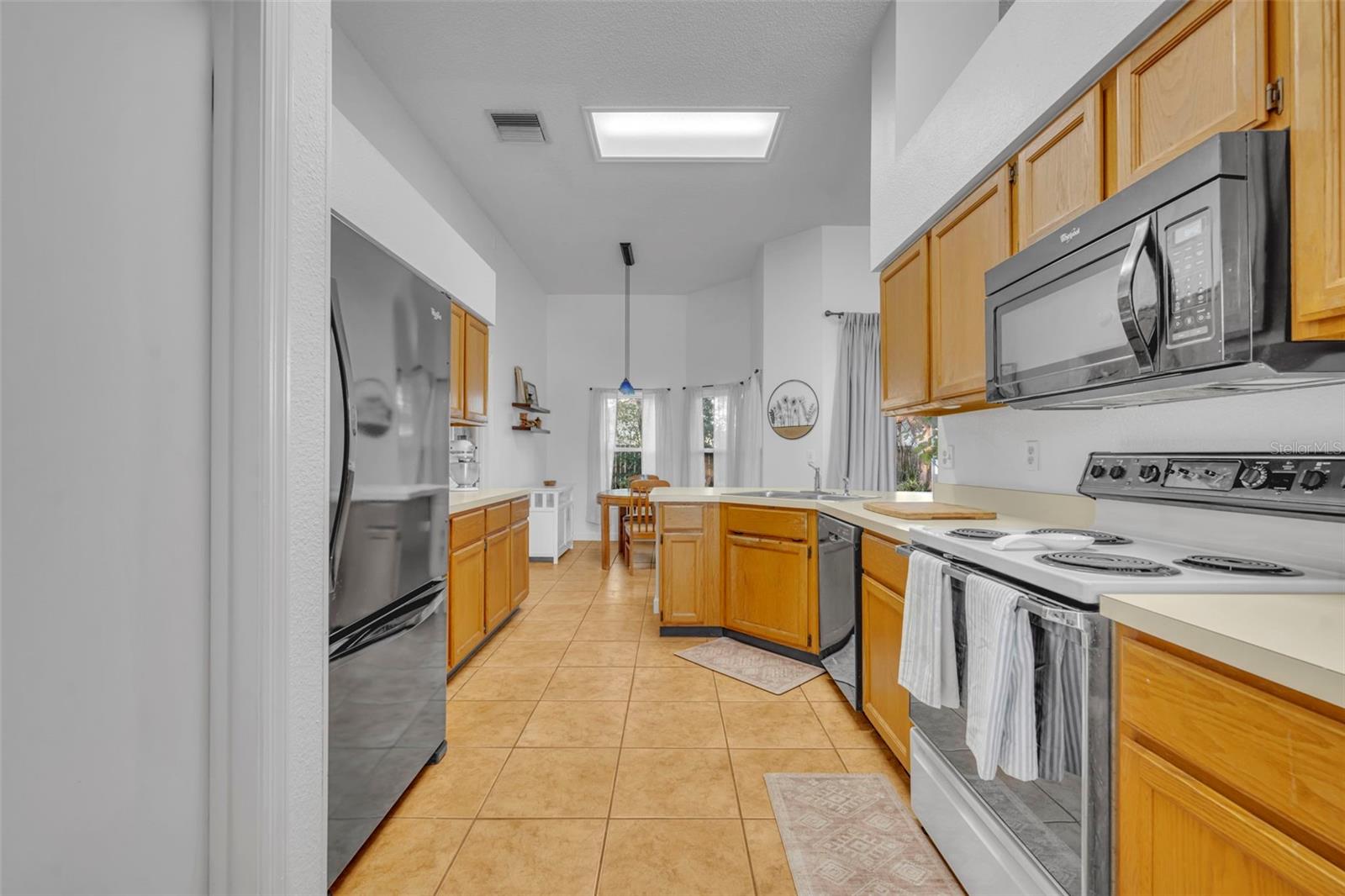 PIEDMONT LAKES PH 02 - Residential