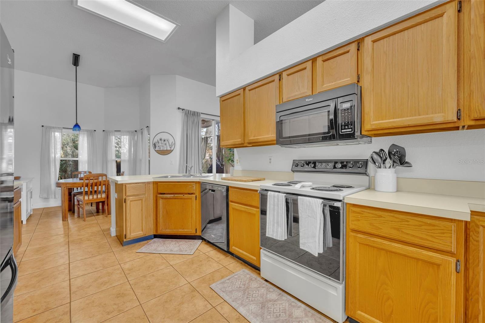 PIEDMONT LAKES PH 02 - Residential