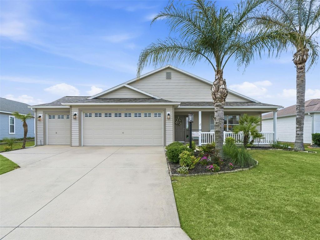 Photo of 3526 Ridgewood Path, The Villages, FL 32163 (MLS # G5112141)