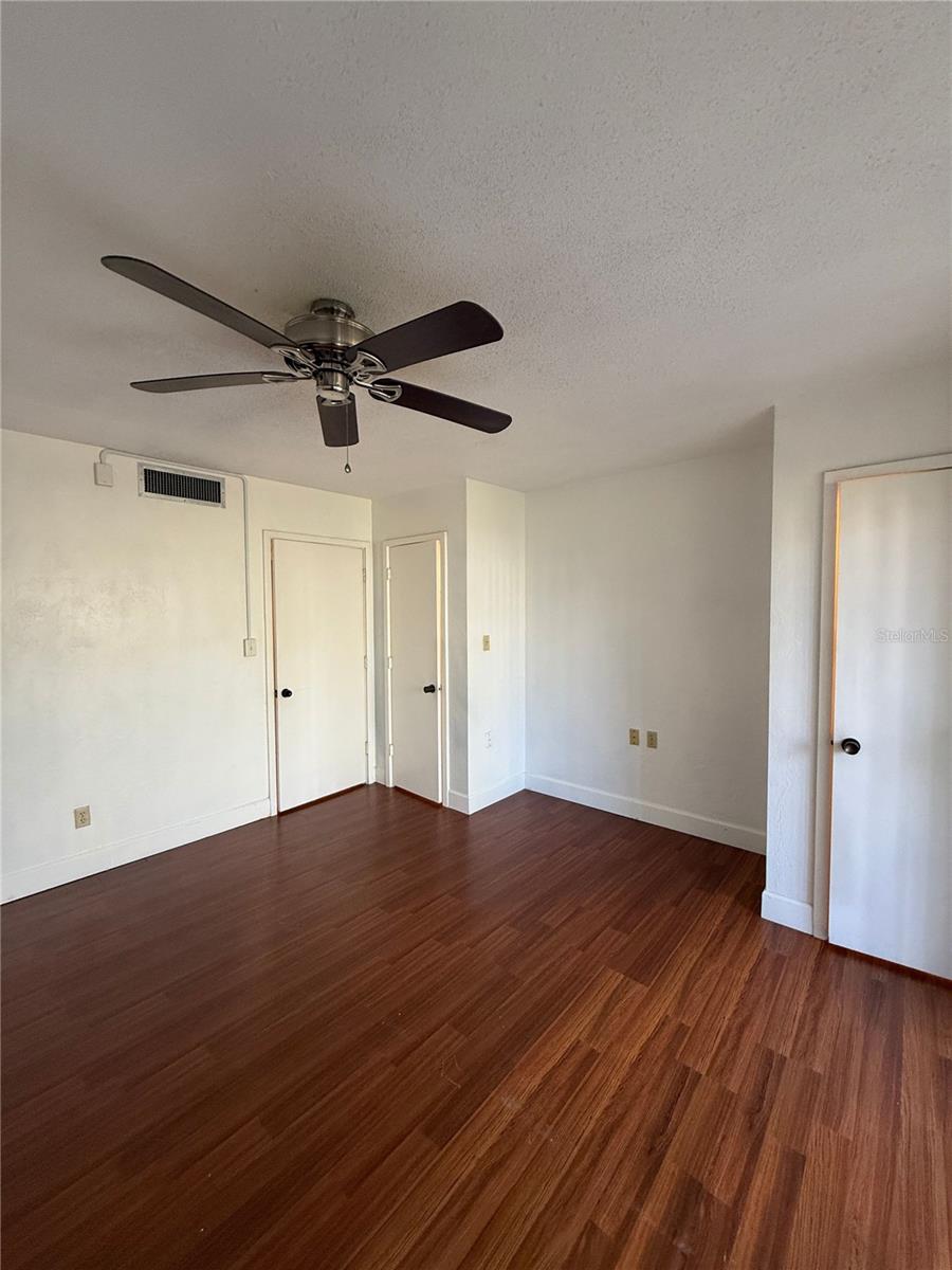 GRENELEFE CONDO BURNWAY NORTH UNIT 03 AMD - Residential Lease