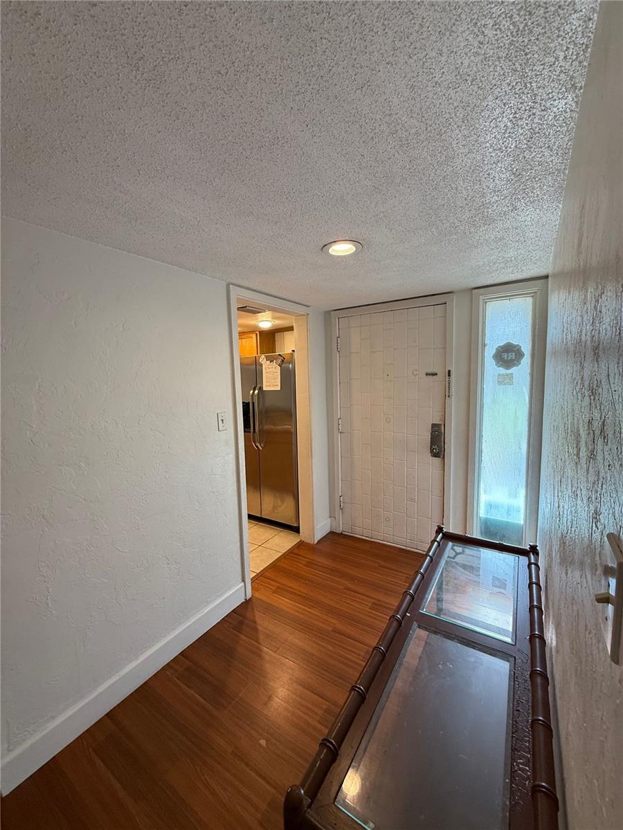 GRENELEFE CONDO BURNWAY NORTH UNIT 03 AMD - Residential Lease