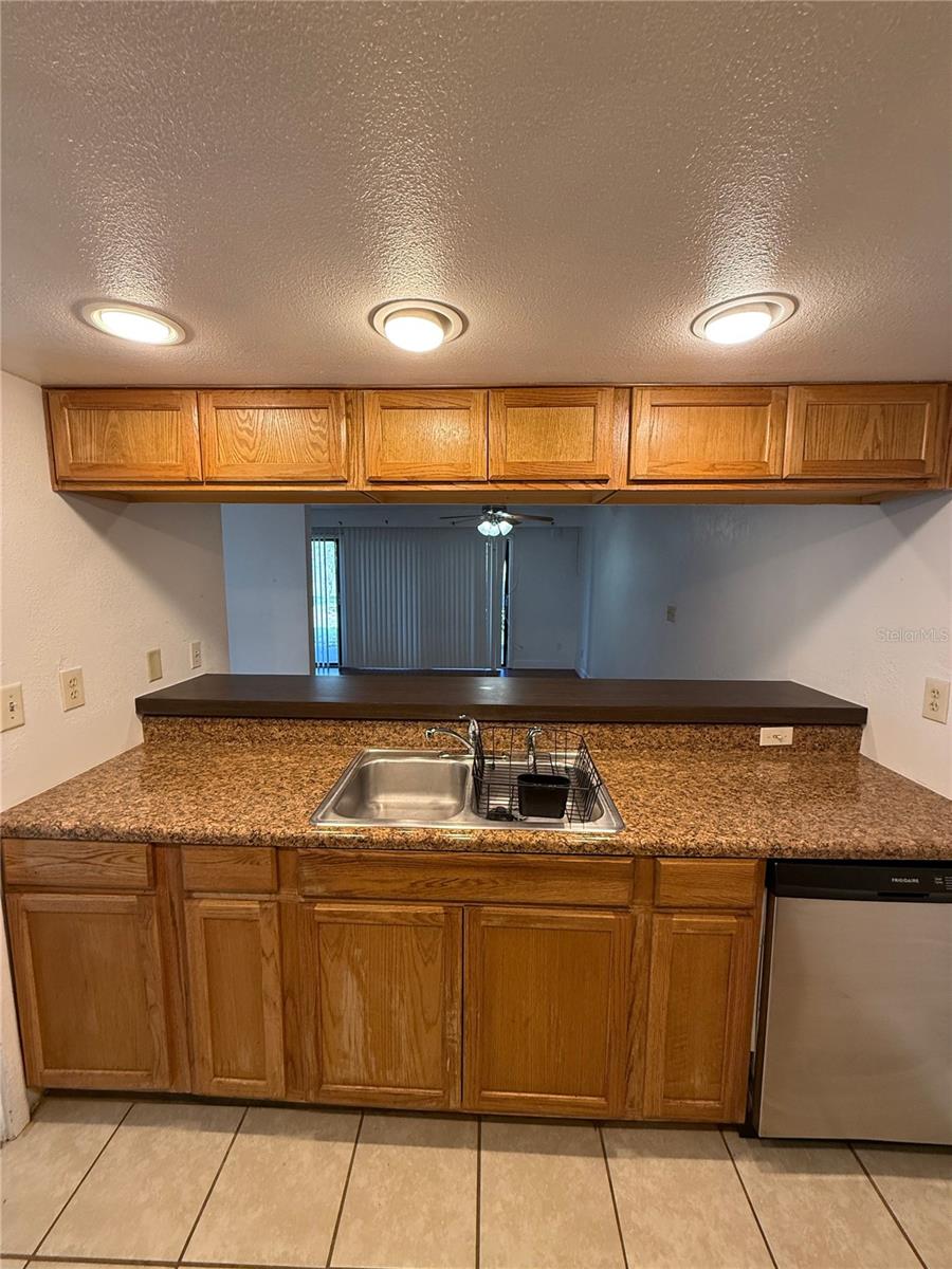 GRENELEFE CONDO BURNWAY NORTH UNIT 03 AMD - Residential Lease