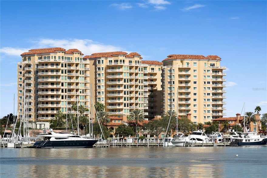 MLS data for statistical purposes only. Room Feature: Linen Closet In Bath (Primary Bedroom).