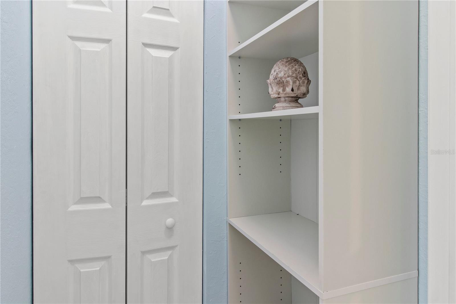 ADMIRALS WALK - Residential Lease
