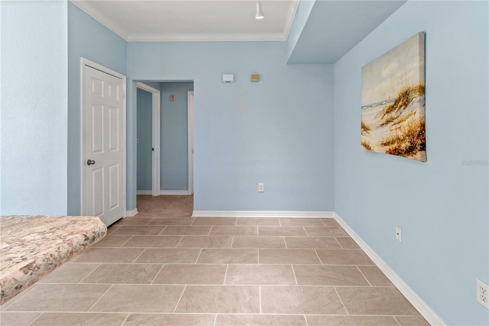 ADMIRALS WALK - Residential Lease