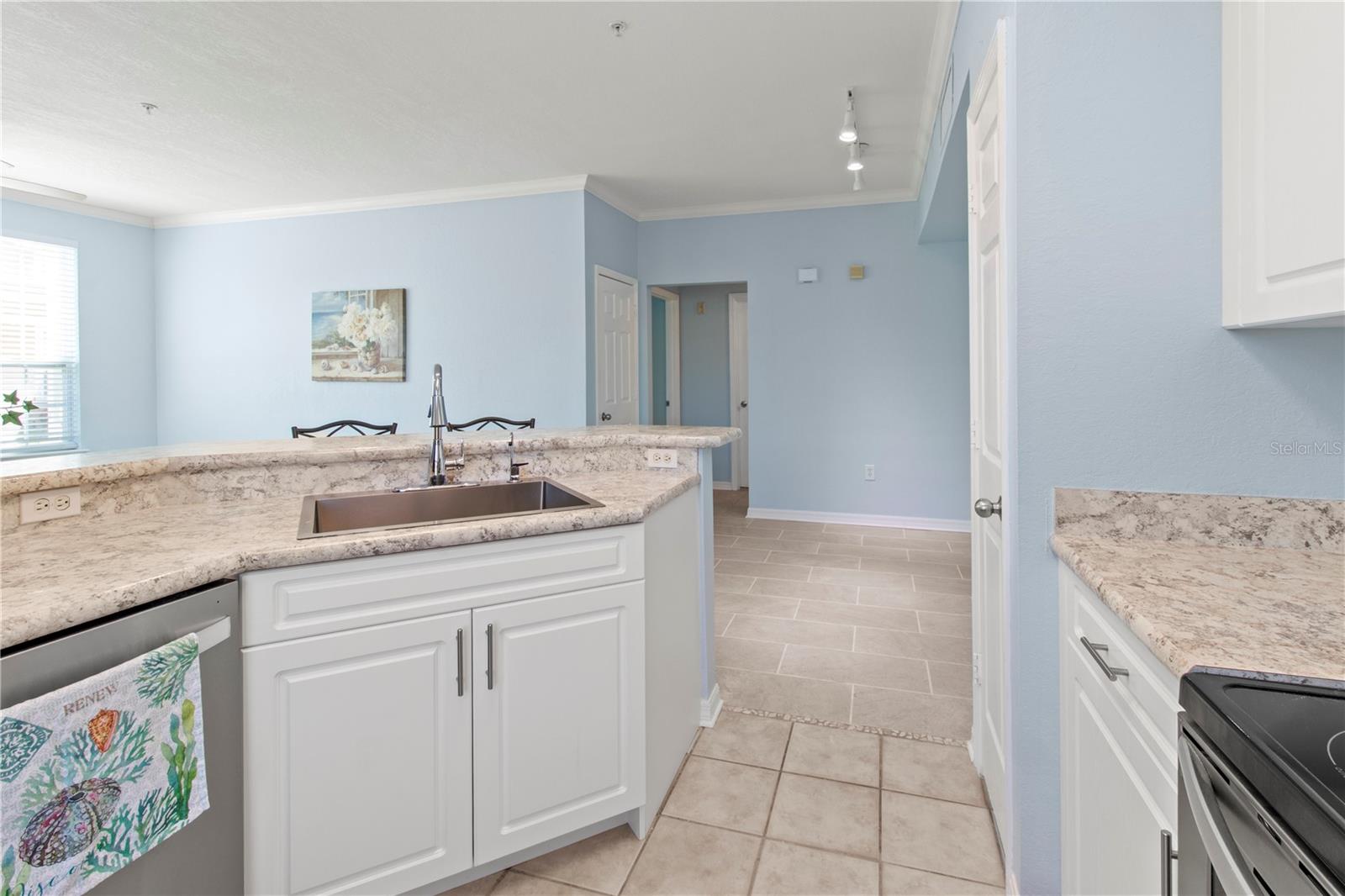 ADMIRALS WALK - Residential Lease